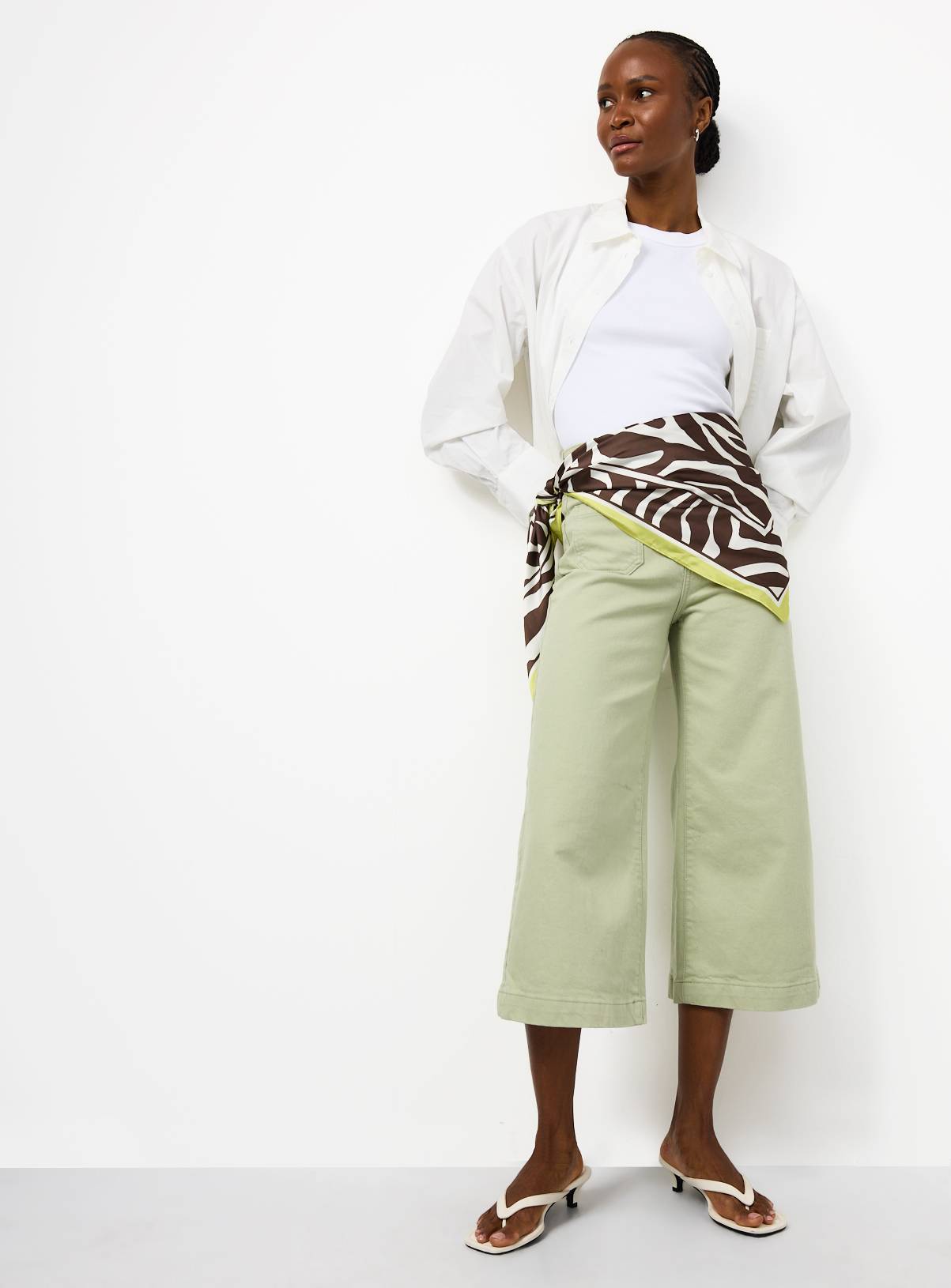 Light Green Cropped Wide Leg Jeans 16 - Image 2